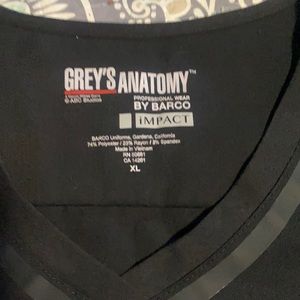 Grey’s Anatomy xl scrub top